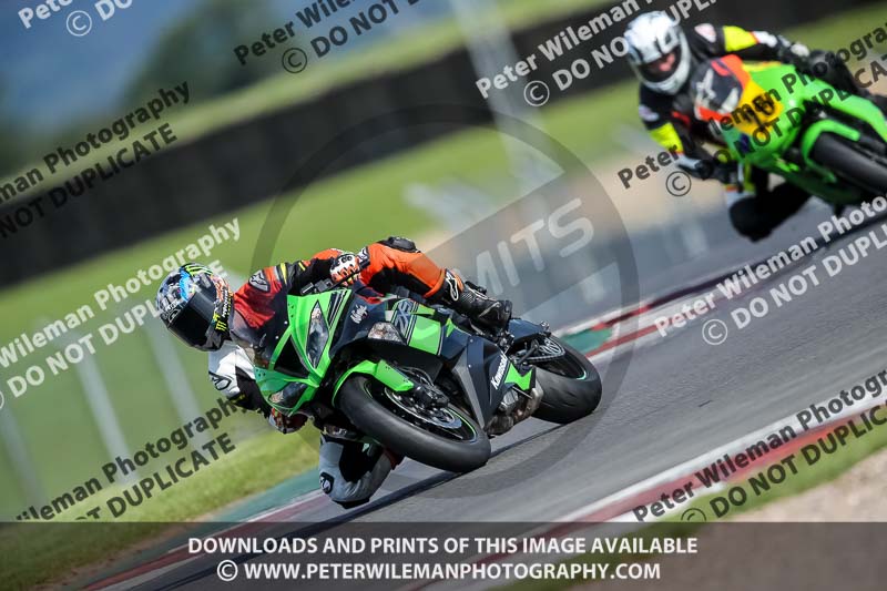 donington no limits trackday;donington park photographs;donington trackday photographs;no limits trackdays;peter wileman photography;trackday digital images;trackday photos